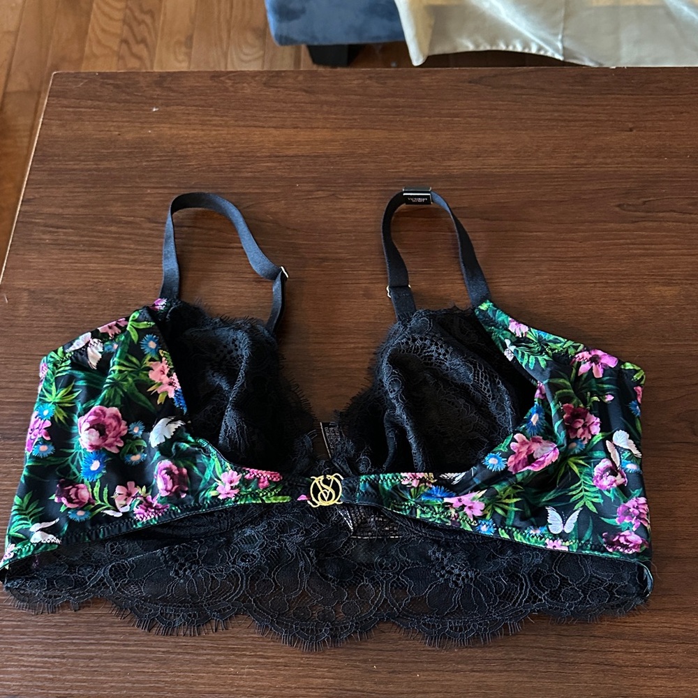 Victoria's Secret Black and Pink Floral Lace Bralette